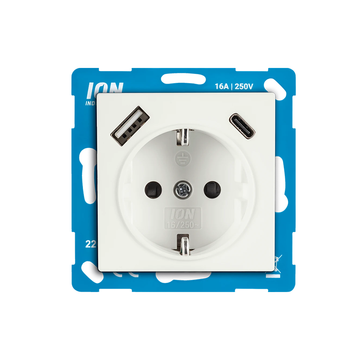 ION INDUSTRIES | WANDCONTACTDOOS | RA USB A + USB C | MET ANRAAKBEVEILIGING | V1/J1 | MAT ALPIN WIT