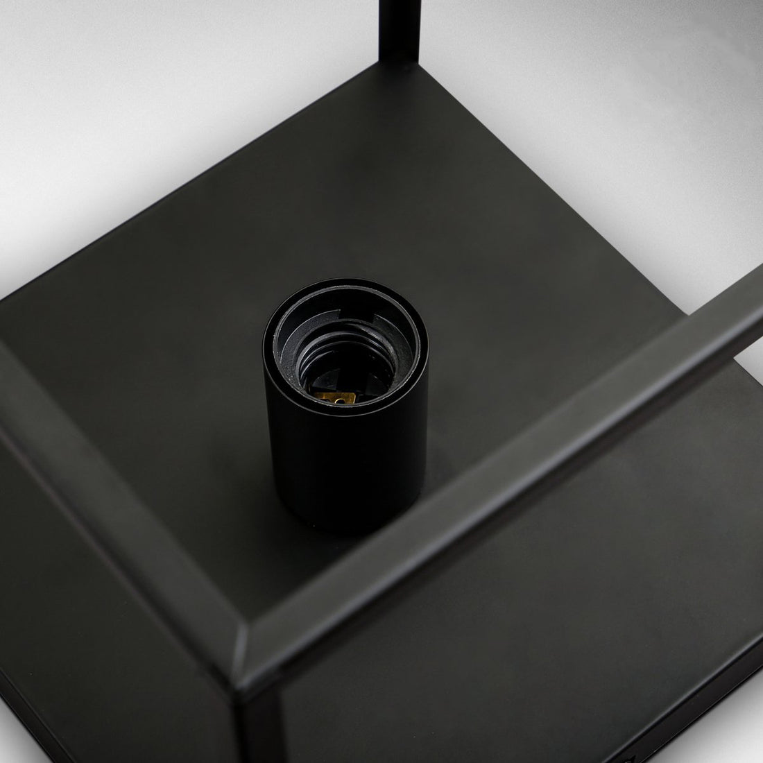 plafondlamp vierkant industrieel zwart e27